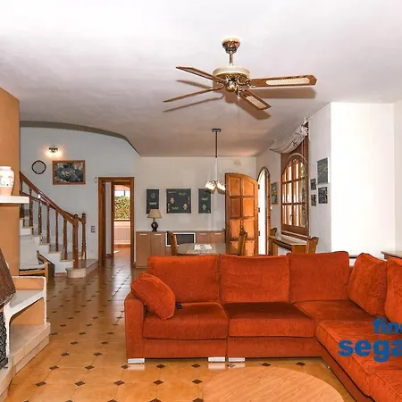 Maite Villa *